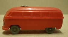 Vintage Wiking HO Red V.W. Split Screen Camper Van (BC)