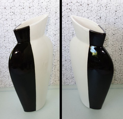 Emissary vase modern art - emissary,