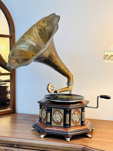 His master voice antique - voice,