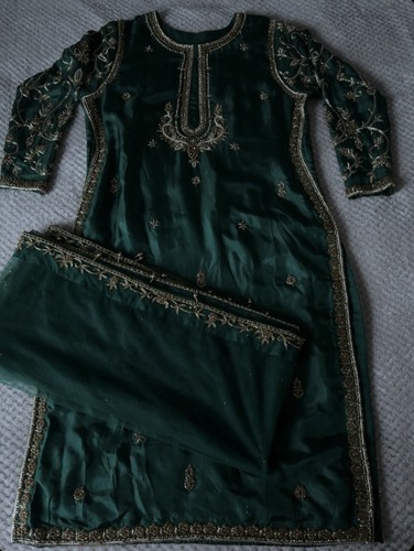 Emerald green south - south, asian