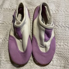 Osprey Water Shoes Size 3