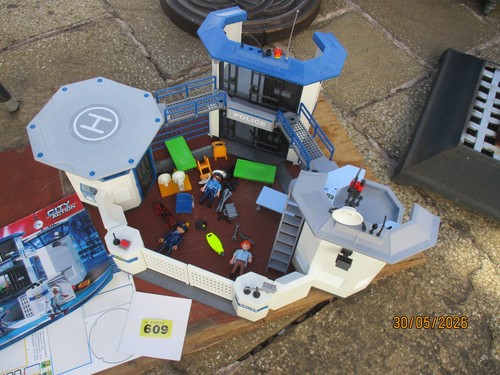 Playmobil police station - , 6872
