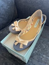 New In Box Dickins &Jones