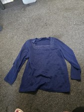 Ladies Jumper Size Medium By