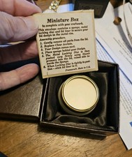 Vtg Framecraft Miniature Ivory Porcelain Trinket Box For Cross Stitch UK 1.5”