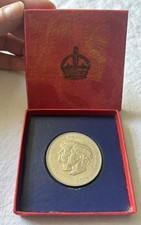 1981 Charles & Diana Royal Wedding Commemorative Crown In Box