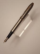 Vintage Cross Townsend Quicksilver Fountain Pen 18kt Nib.  #646. Original Box.