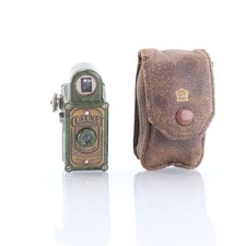 Coronet Midget 16mm Subminiature Film Camera Bakelite Vintage Collectible 1930s