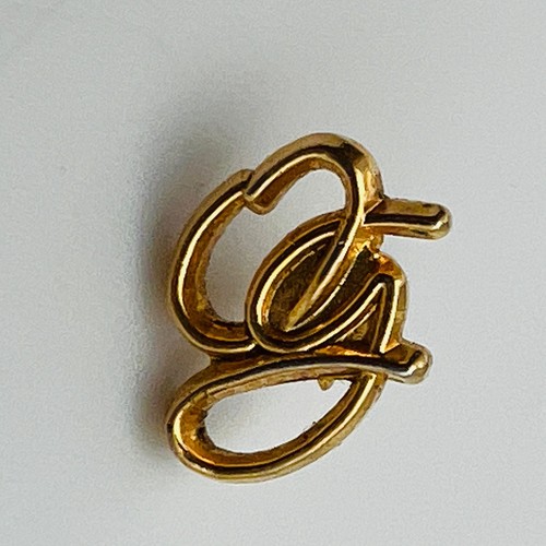 Olive garden service pin - garden,