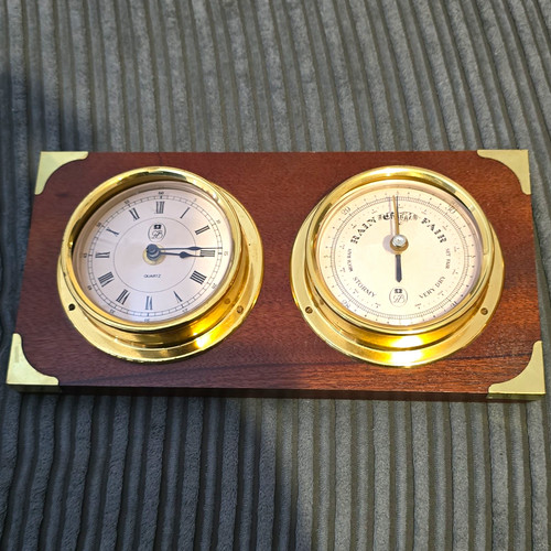 Brass barometer quartz roman - brass,