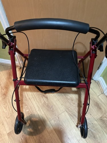 Folding mobility rollator with - rollator,