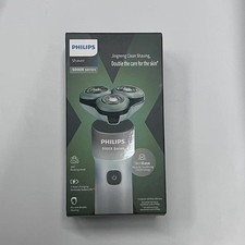Shaver 5000X Series, Wet and Dry Electric Shaver, Skin Protect