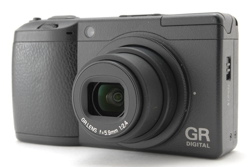 Near mint ricoh gr digital - ricoh,