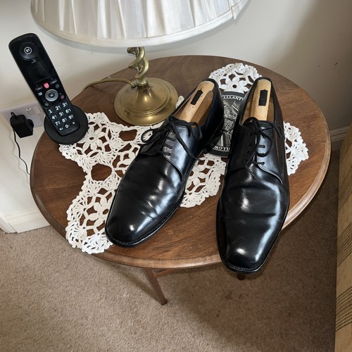 Loake black derby shoes - black,