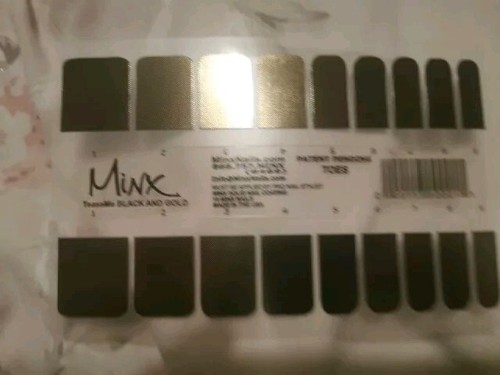 Tease black gold - me, (toes)
