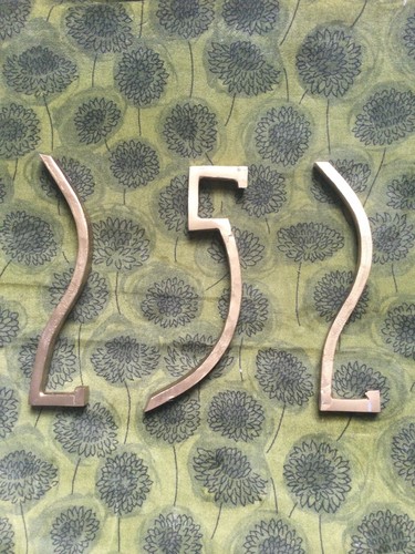 Anthropologie single brass - {,