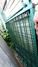 GATES FARM YARD SECURITY LARGE 10 FT W X 7 FT H HEAVY DUTY DRIVEWAY GREEN