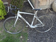 2011 Giant defy 3 road bike