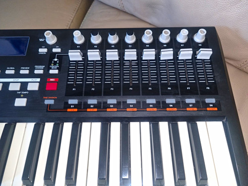 Akai mpk49 key - akai, 49-key