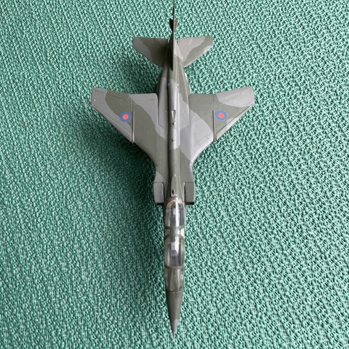 Scale plastic sepecat - plastic,