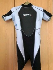 Size 5 Mares wetsuit shorty 2.5mm SUPERB