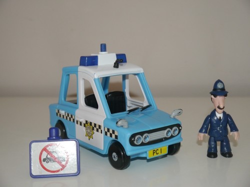 Postman pat musical - postman, police