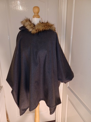 Wool blend gray fur hooded - wool,