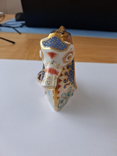 Royal crown derby - royal,