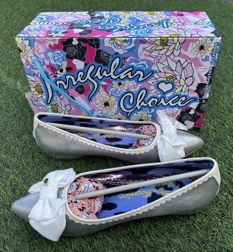 Irregular choice silver bow - choice,
