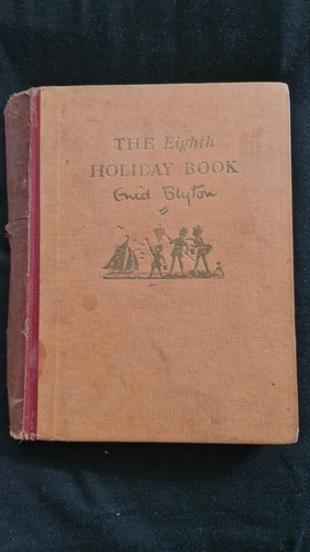 The 8th holiday book - 8th,