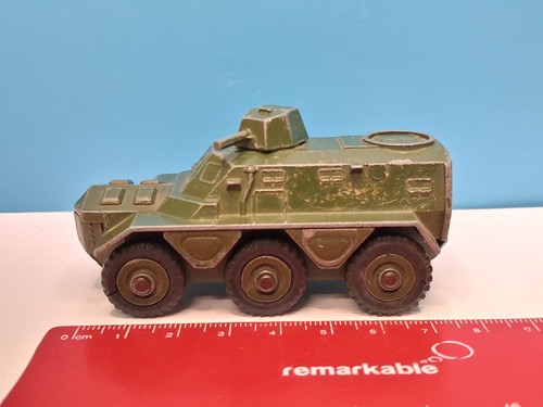 Dinky toys 676 armoured - dinky,