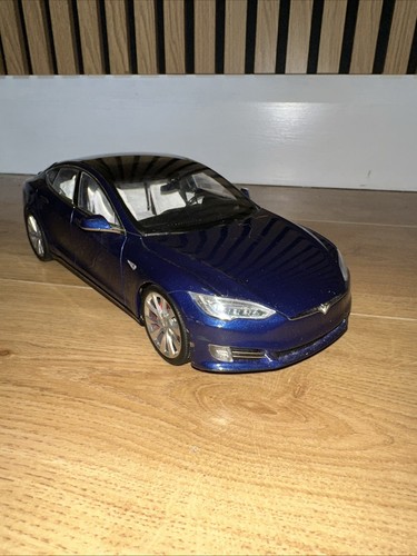 Official tesla model diecast - official, s