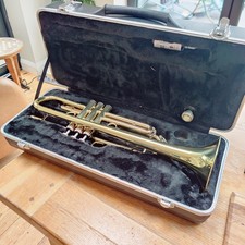 stagg ws tr215 Trumpet (requires repair)