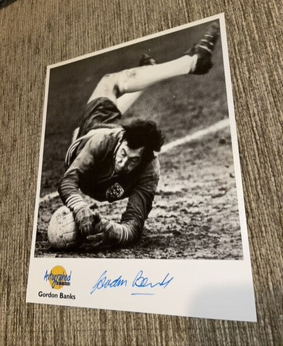Gordon banks signed - gordon,