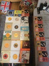 Elvis Presley 23 x 7inch Vinyl