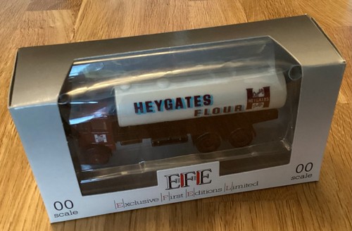 Efe e10901 aec mammoth - 1/76,