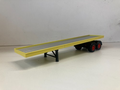 Corgi tandem axle flat trailer - corgi,
