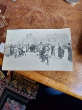 POSTCARD OF PORTLAND DORSET. A GATHERING OF PEOPLE.  UNPOSTED EARLY 1900'S.