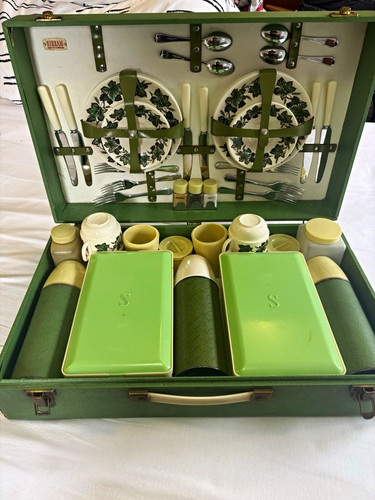 Sirram green floral picnic - green,