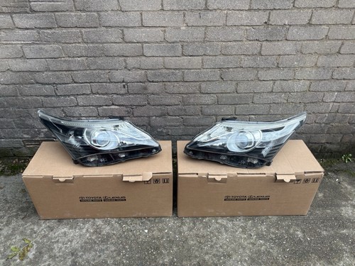 Toyota avensis car headlights - toyota,