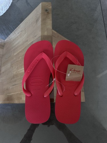 Red havaianas size uk - 7-8,
