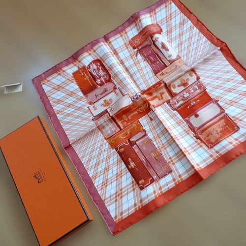 Excellent condition hermes - excellent,