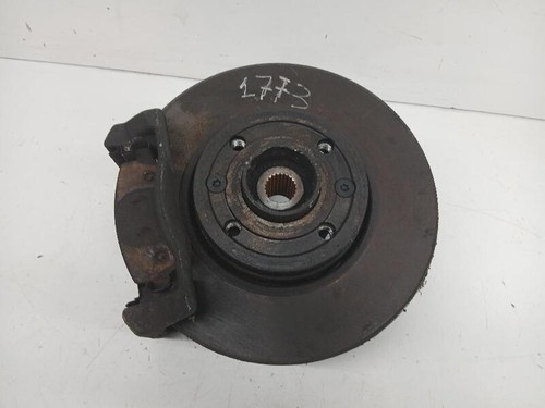 215987 front left wheel hub