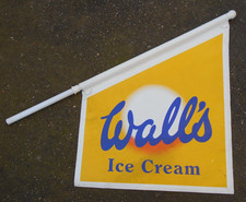 VINTAGE WALLS ICE CREAM FLAG