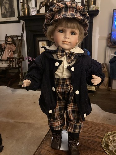 Alberon porcelain boy - alberon,