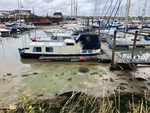 Small dutch barge 38ft - small,