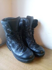 British Army Gore-tex Boots ECW Waterproof Combat Walking black lace up eyelets