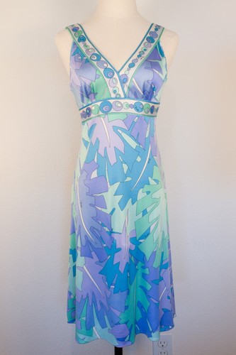 Emilio pucci vintage neck - emilio, v-neck