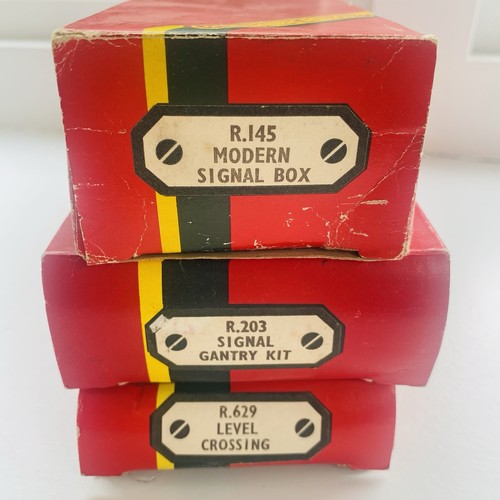 Hornby railway train items - hornby,