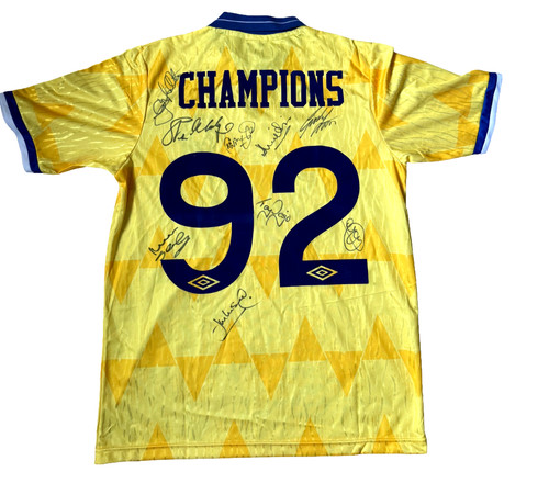 Rare multi signed leeds utd - leeds,